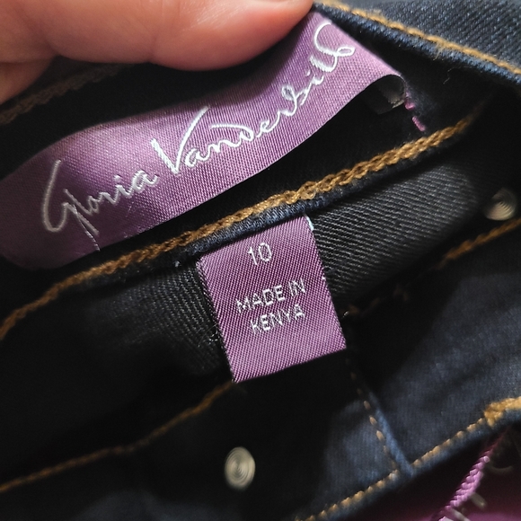 Gloria Vanderbilt Amanda jeans - Picture 6 of 10